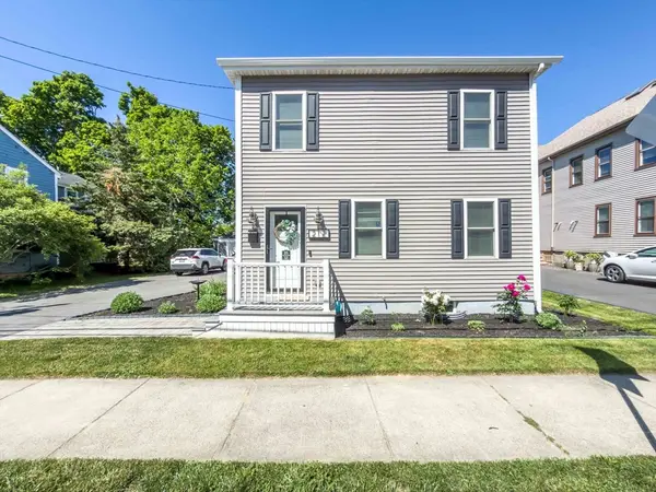212 Main St, Fairhaven, MA 02719