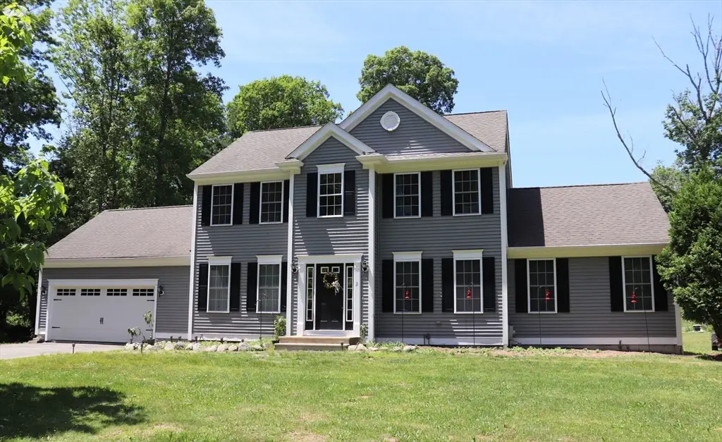 2 Collins Ln, Dartmouth, MA 02747 - #1
