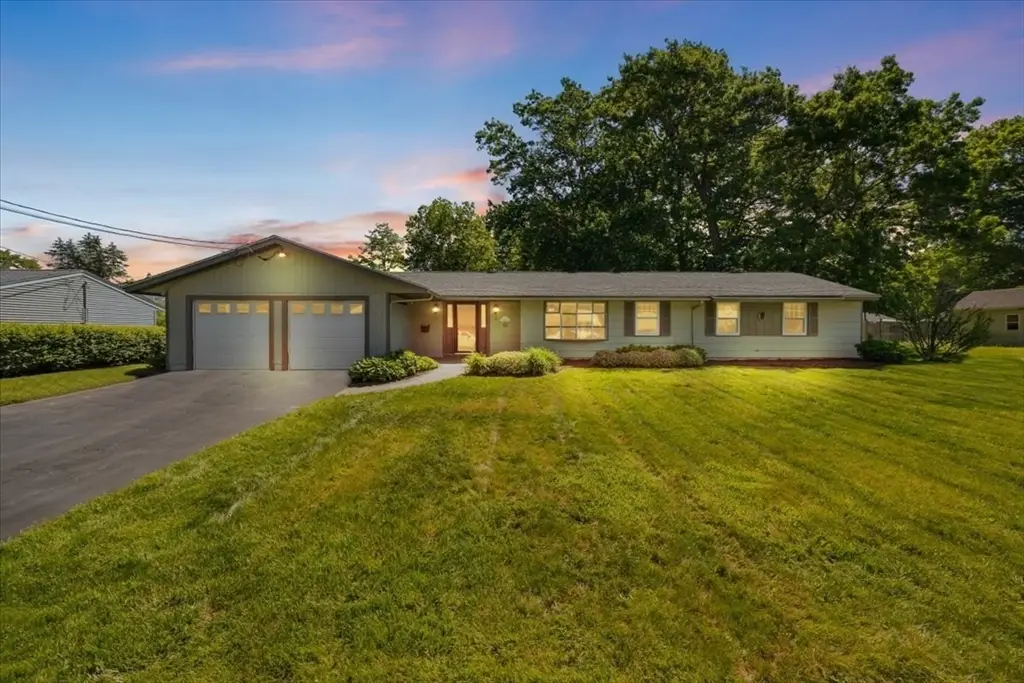 27 Nadine Rd, Brockton, MA 02302 - #1