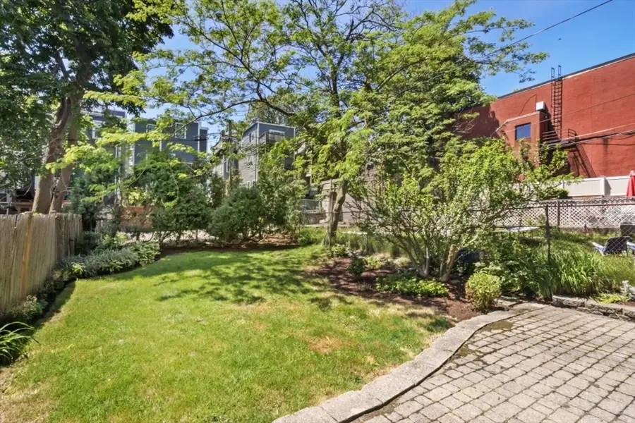 725 East 3rd St, Boston, MA 02127 - #3
