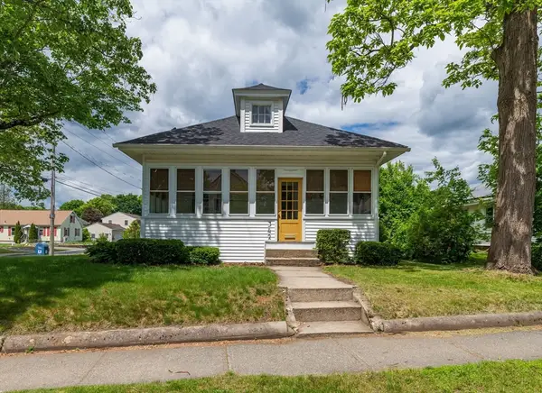 342 Davis St, Greenfield, MA 01301