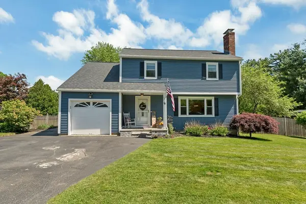 14 Juniper Lane, Nashua, NH 03063