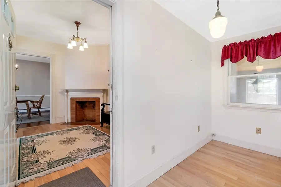 38 Fifth St, Medford, MA 02155 - #3