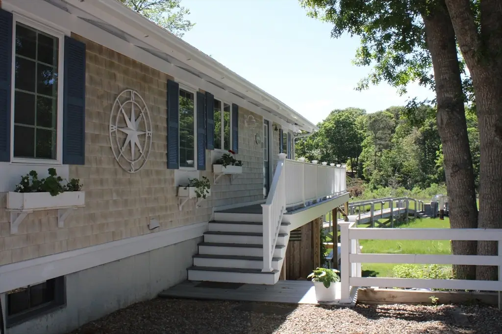 133 Edgewater Dr W, East Falmouth, MA 02536 - #1