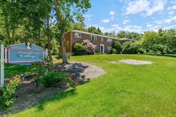 4 Myles Standish Dr #5, Haverhill, MA 01835