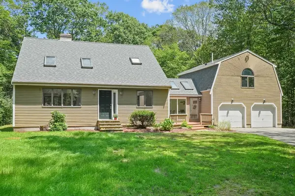 12 Baker Rd, Salisbury, MA 01952