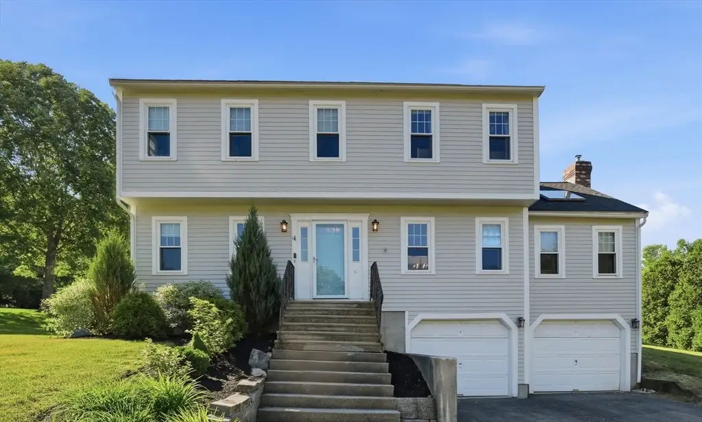 4 Tracy Ann Drive, North Grafton, MA 01536 - #1