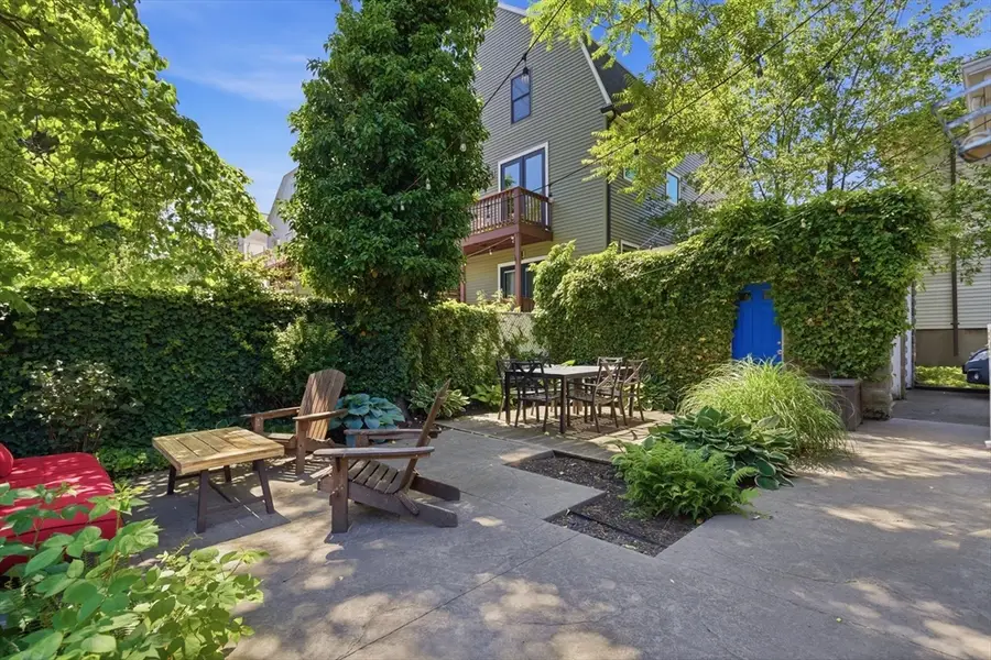 87 Winthrop St #87, Medford, MA 02155 - #3