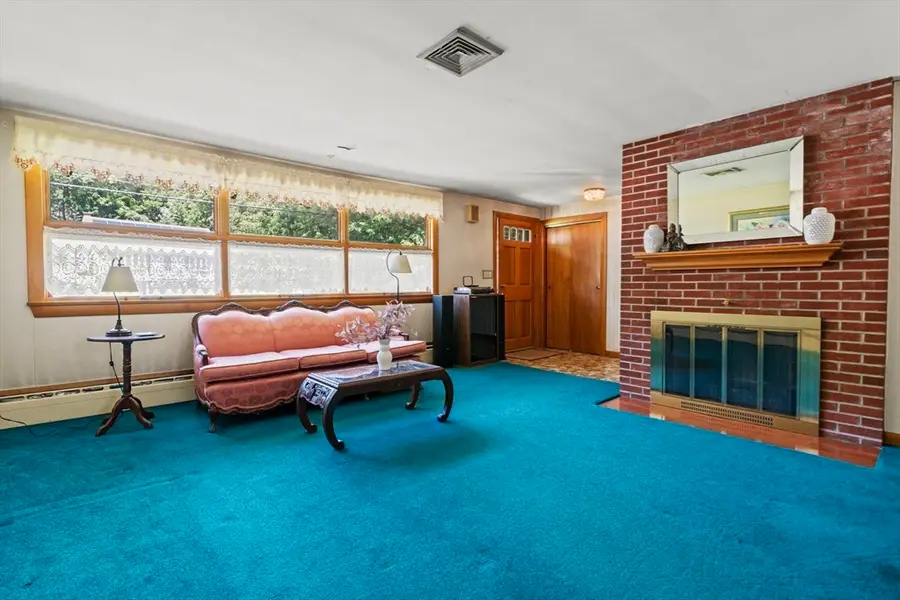 111 Hamilton St, Saugus, MA 01906 - #3