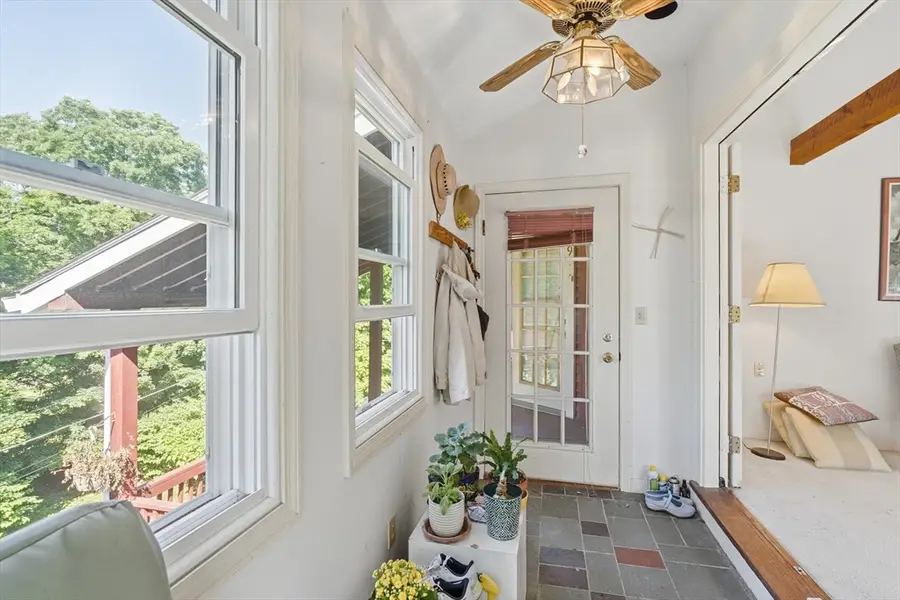 16 Middlesex St #8, North Chelmsford, MA 01863 - #2