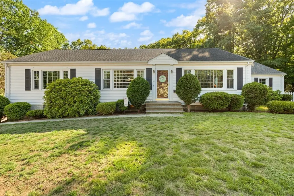 10 Hornbeam Hill Rd, Chelmsford, MA 01824 - #1