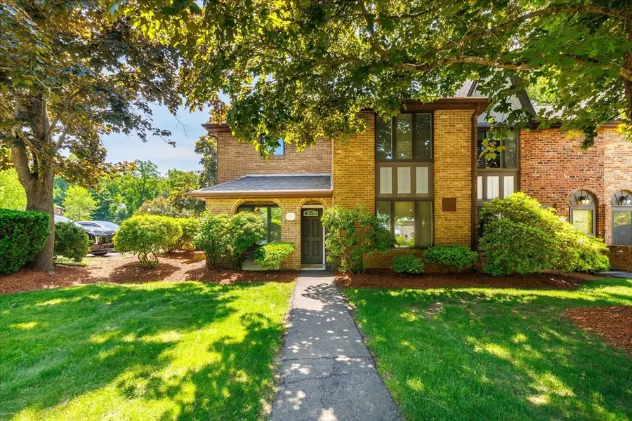 11 Cobblestone Ln #11, Worcester, MA 01606 - #2