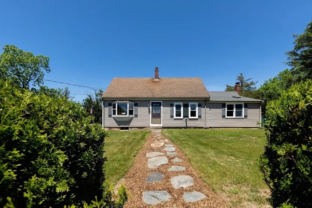 189 Blackmore Pond Rd, Wareham, MA 02576 - #1