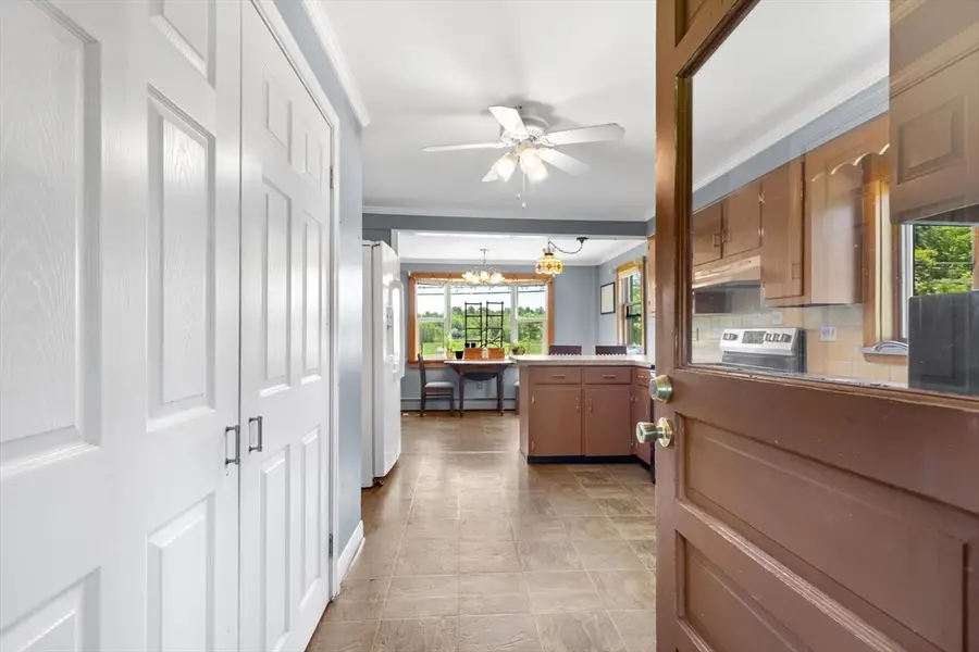 189 Blackmore Pond Rd, Wareham, MA 02576 - #3