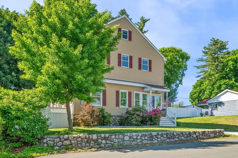 16 Hazen Ave, Haverhill, MA 01830 - #2