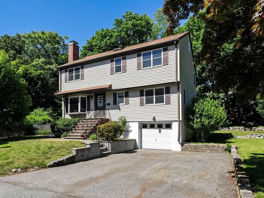 26 Lawrence Ln, Arlington, MA 02474 - #2