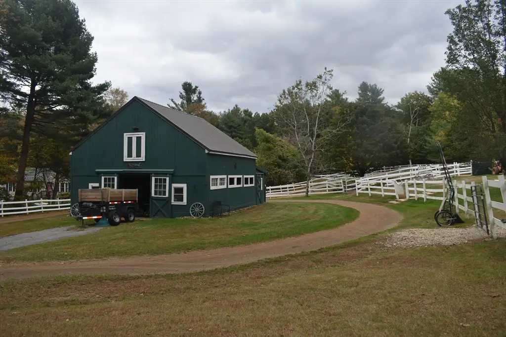 26 Mill Rd, North Brookfield, MA 01535 - #1