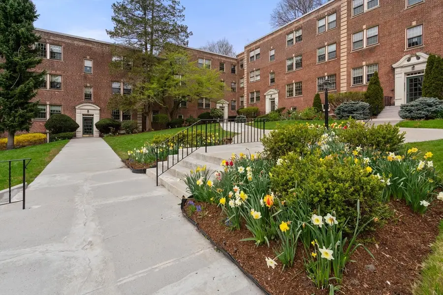 1500 Beacon St #4, Brookline, MA 02446 - #2
