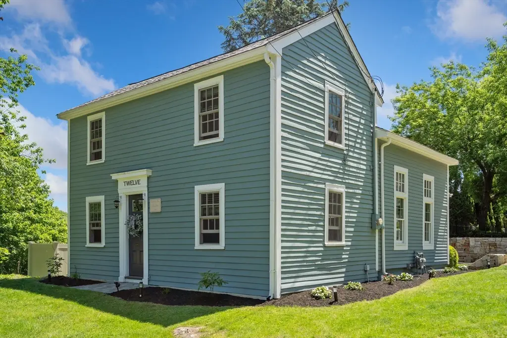 12 Fern St, Lexington, MA 02421 - #1