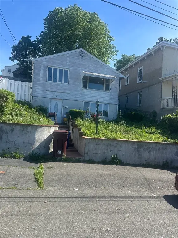 111 Arnold St, Revere, MA 02151 - #1