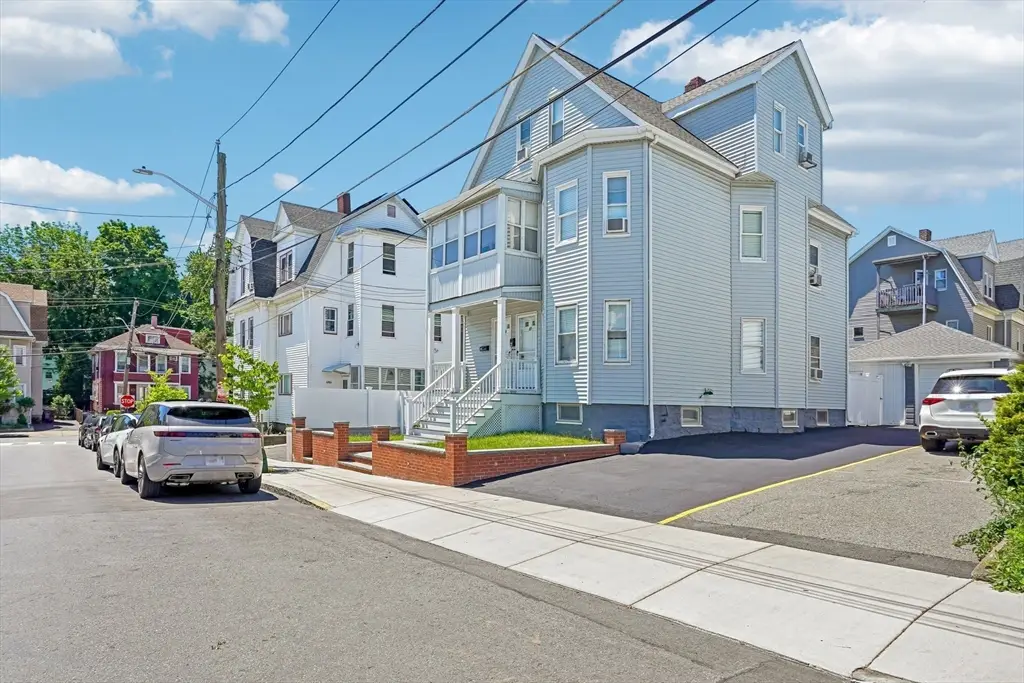 29 Harvey St, Everett, MA 02149 - #1