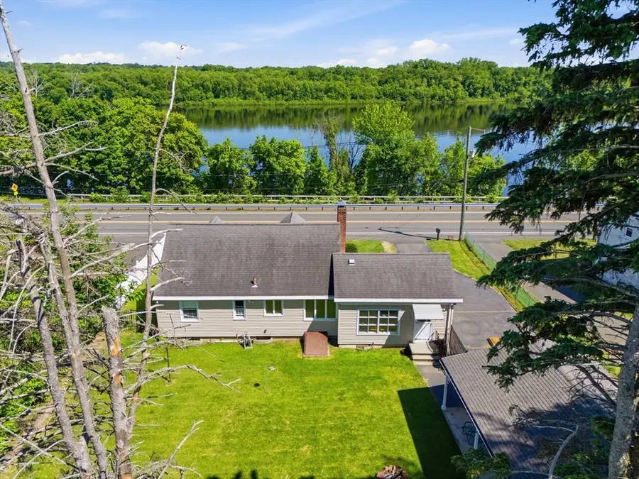 375 River Rd, Agawam, MA 01001 - #2