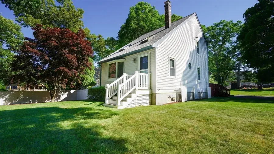 154 Thacher St, Attleboro, MA 02703 - #2