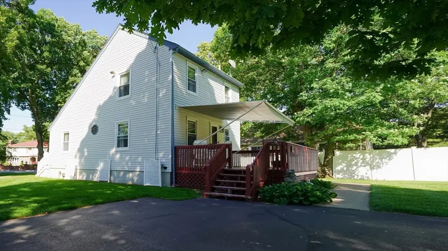 154 Thacher St, Attleboro, MA 02703 - #3
