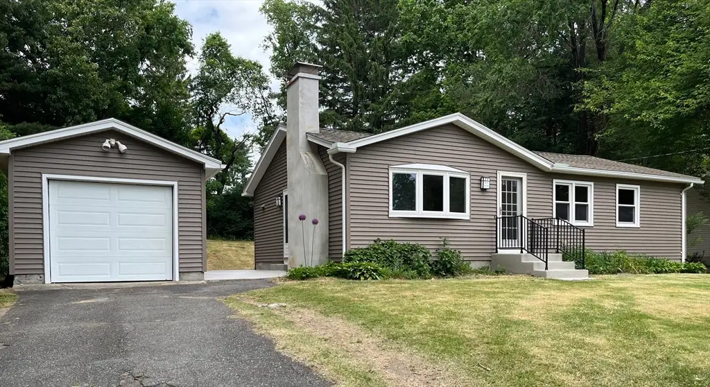 39 Jeffrey, Amherst, MA 01002 - #1
