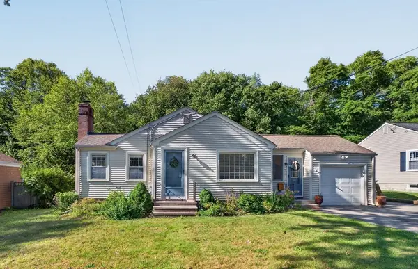 9 Milton Rd, Barrington, RI 02806
