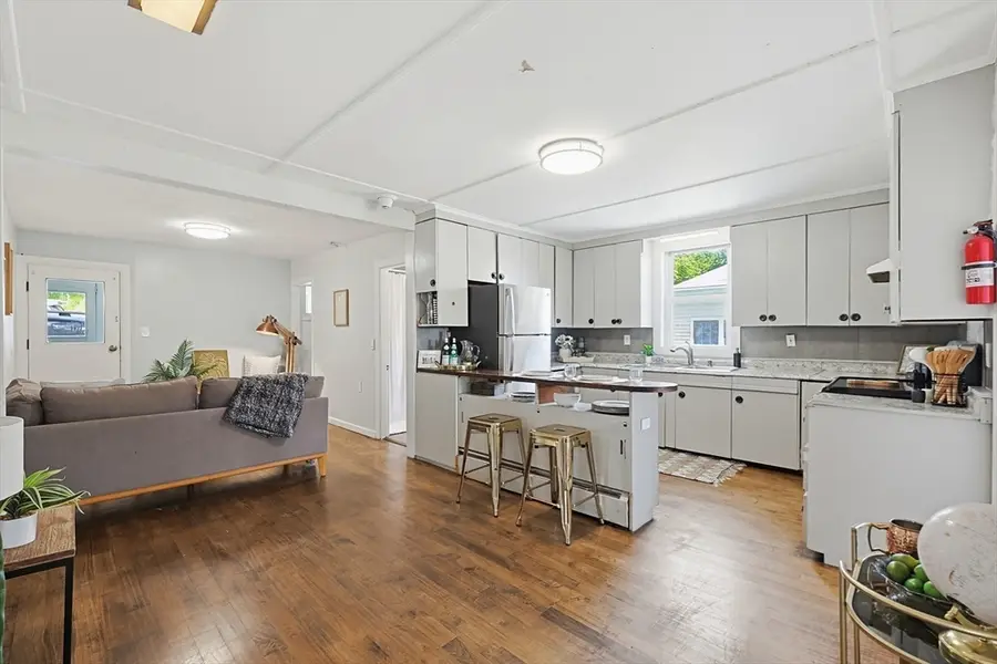 184 Ocean Ave W #1, Salem, MA 01970 - #3