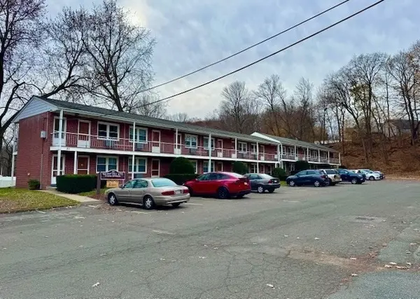 21 Dwight, Agawam, MA 01001