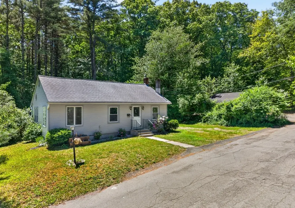 23 Gay St, Orange, MA 01364 - #1