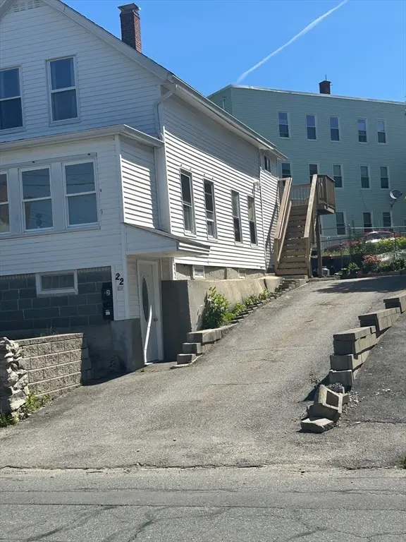 22 Barker St, Methuen, MA 01844 - #2