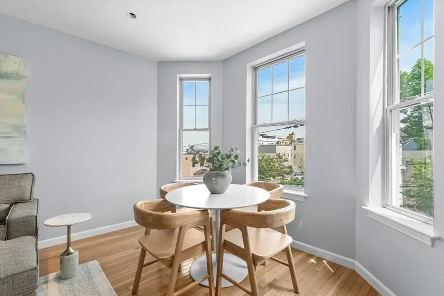 190 F St #6, Boston, MA 02127 - #3