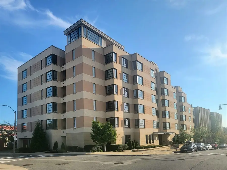 1650 Commonwealth Ave #304, Boston, MA 02135 - #2