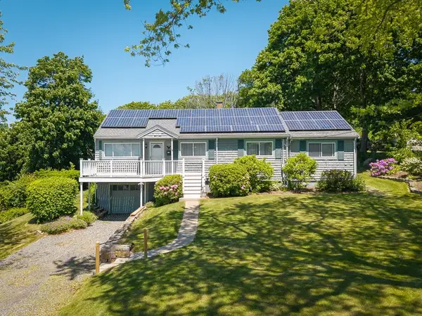 18 Traverse Street, Gloucester, MA 01930