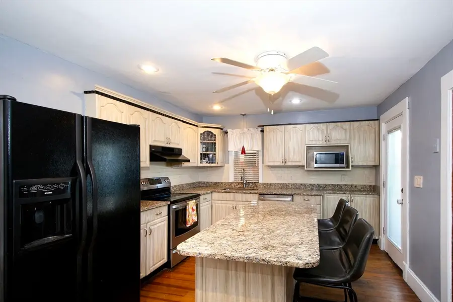 99 Phillips St, Quincy, MA 02170 - #3
