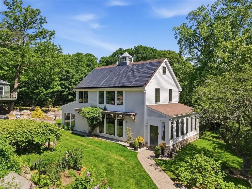 108 Kilby St, Hingham, MA 02043 - #1
