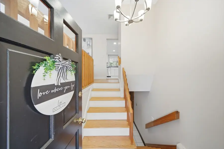 10 Richardson Cir, Saugus, MA 01906 - #3