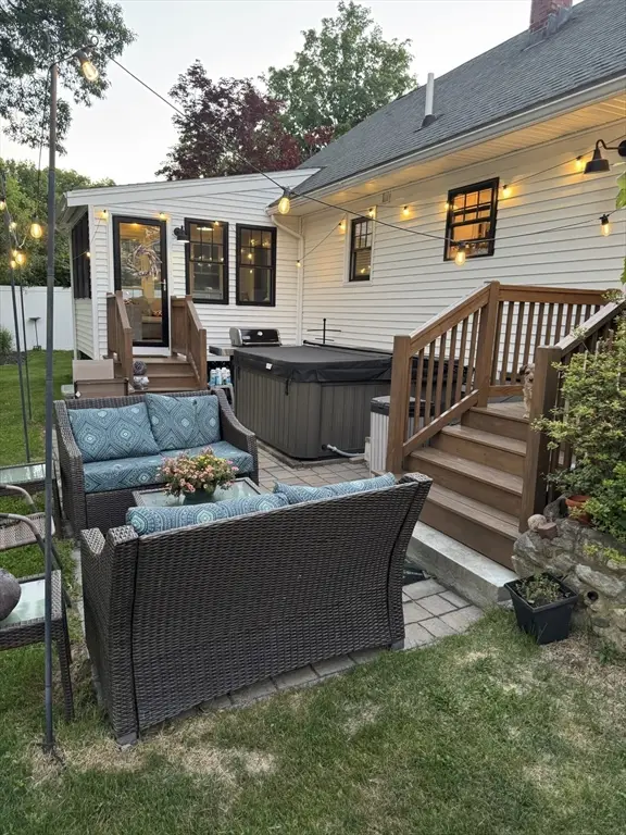 31 Mckenney Cir, Andover, MA 01810 - #1