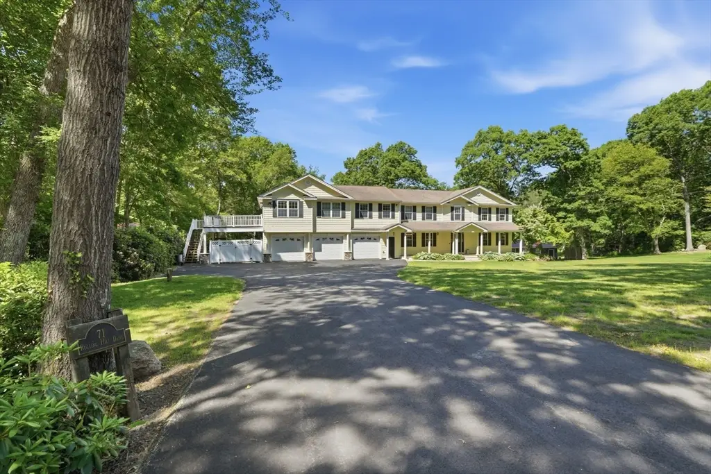 71 Rolling Hill Dr, Exeter, RI 02822 - #1