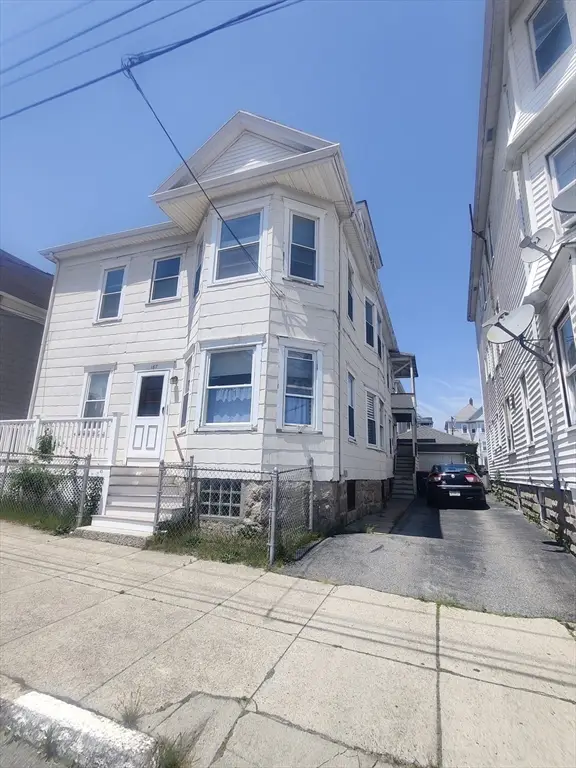 187 Earle St, New Bedford, MA 02746