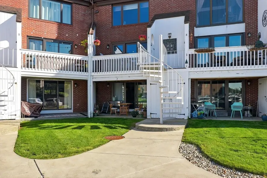 126 Merrimac Street #9, Newburyport, MA 01950 - #3