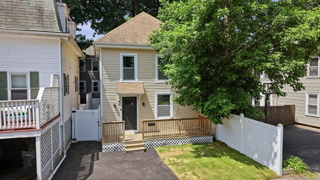 38 S Lincoln, Haverhill, MA 01835 - #1