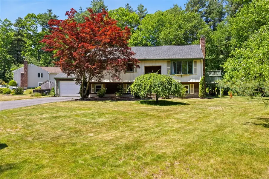 738 King Philip St, Raynham, MA 02767 - #2