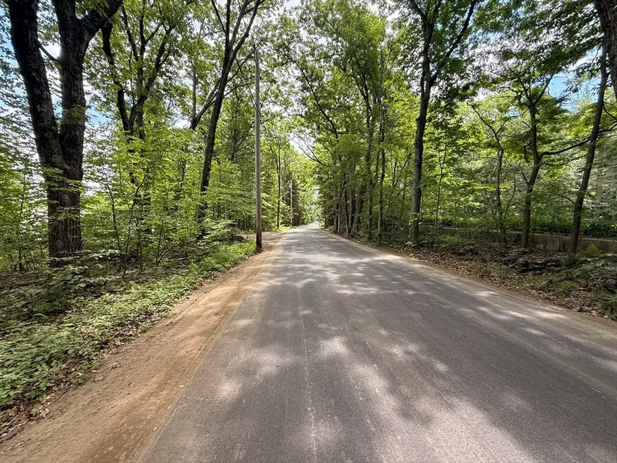 92 Ridge Rd, Rutland, MA 01543 - #3
