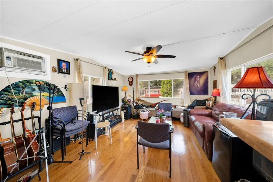 154 Newbury St #26, Peabody, MA 01960 - #2