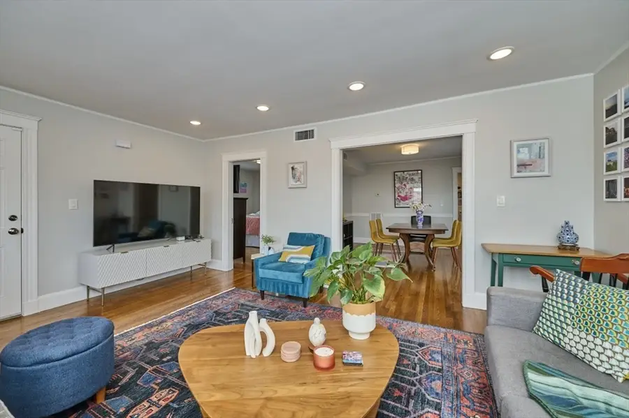 46 Forest Hills St #3, Boston, MA 02130 - #3