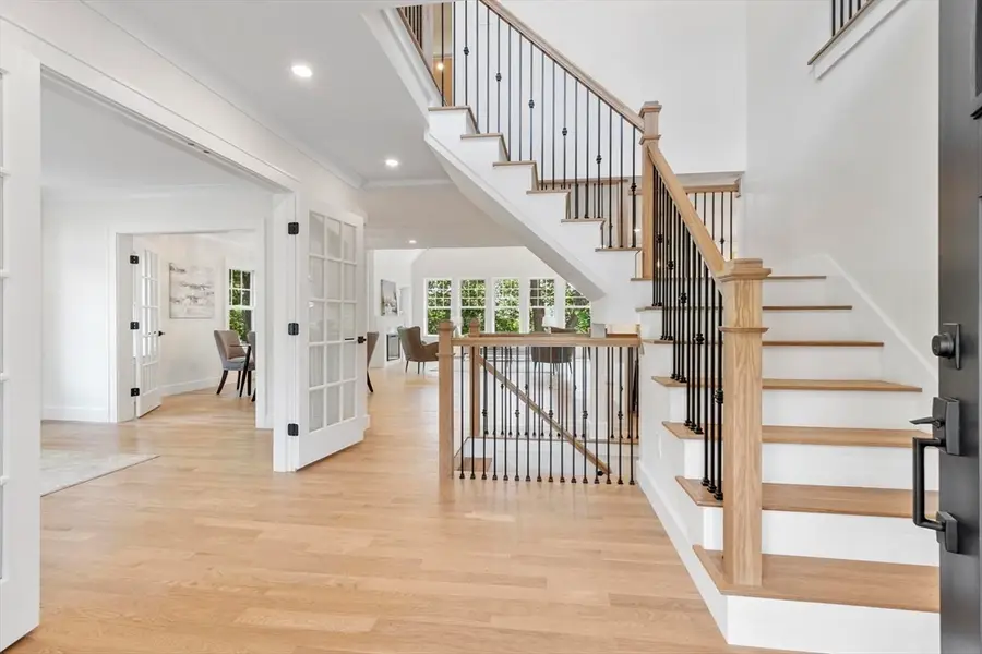 196 Doty St, Waltham, MA 02452 - #2